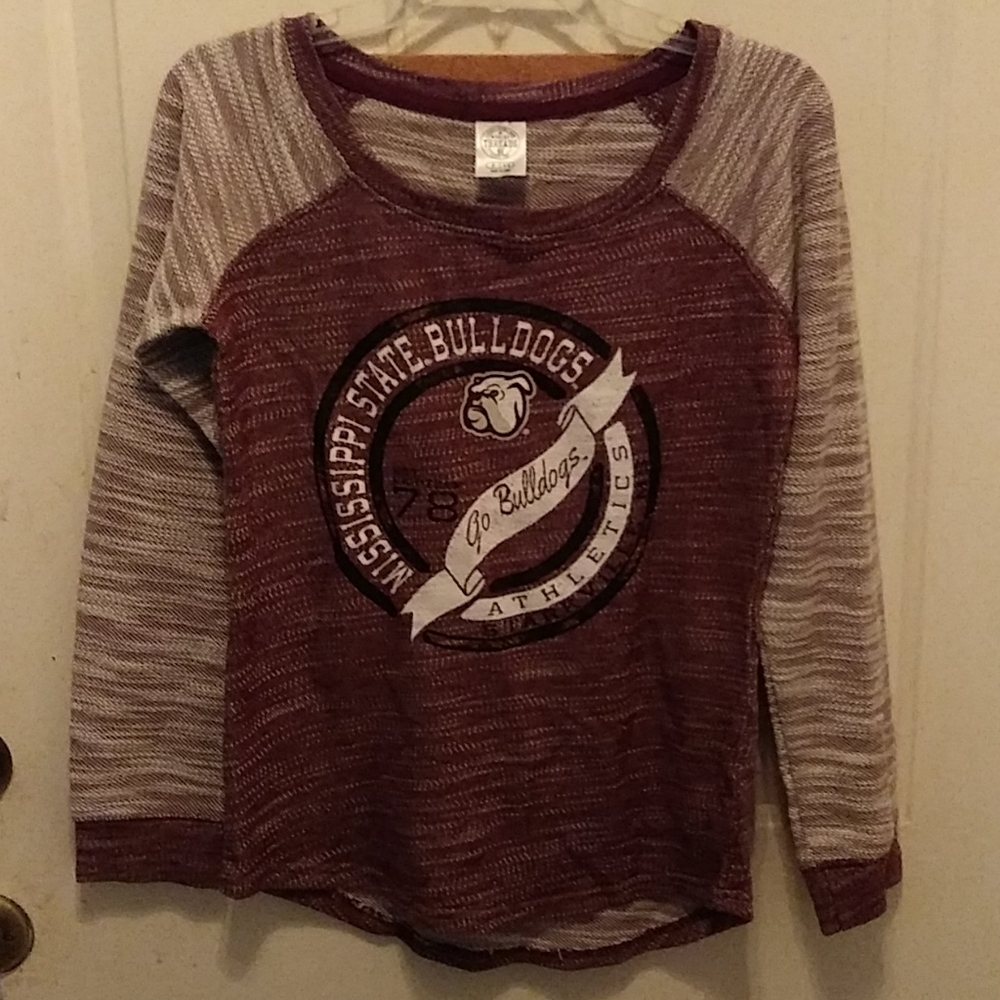 NWOT-MAROON/WHITE MISSISSIPPI STATE BULLDOGS TOP!